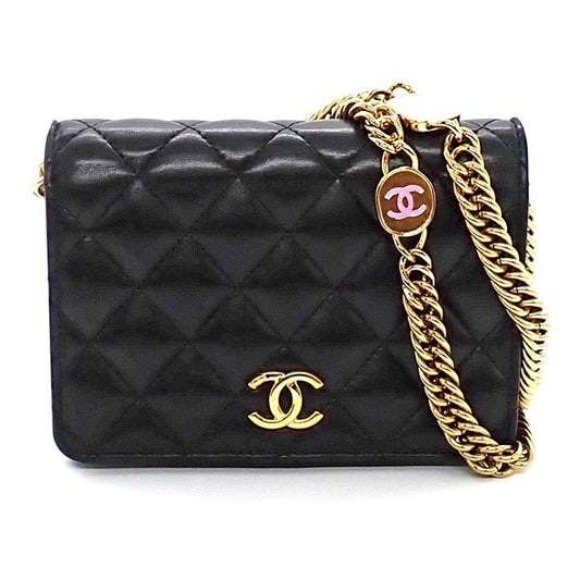 Chanel Black Lambskin Shoulder Bag with Gold Hardware - A Timeless Classic