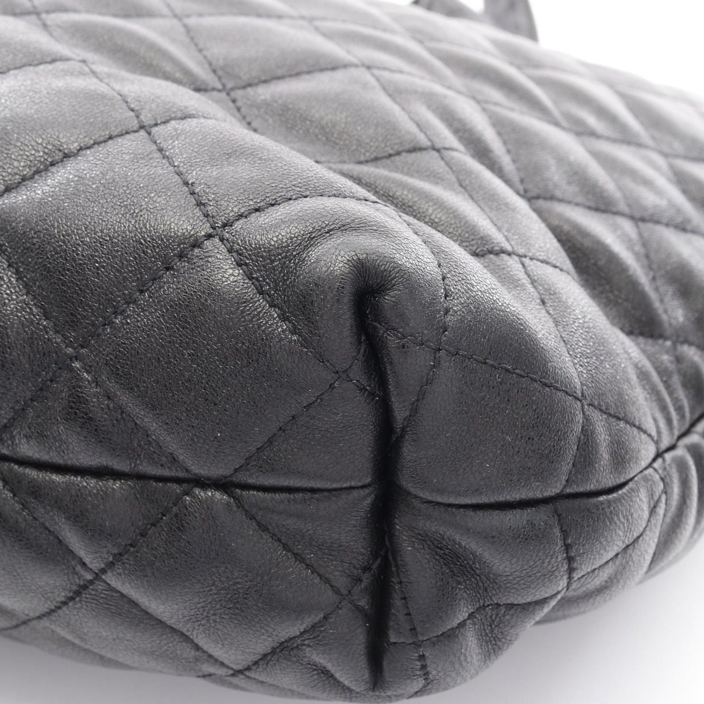 Saint Laurent Paris Ikari Maxi Shopping Tote in Black Lambskin