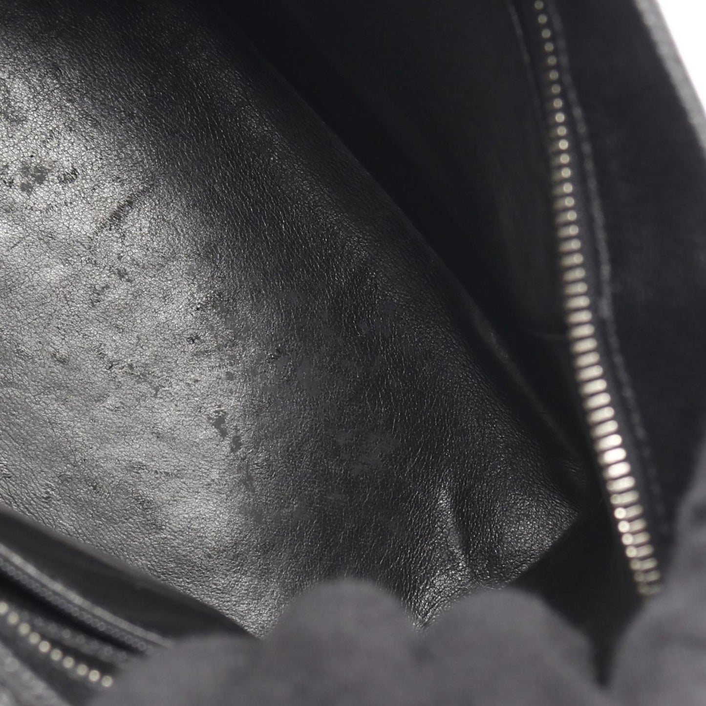 CHANEL Reissue Tote Bag A01804 in Black Calfskin - Timeless Elegance