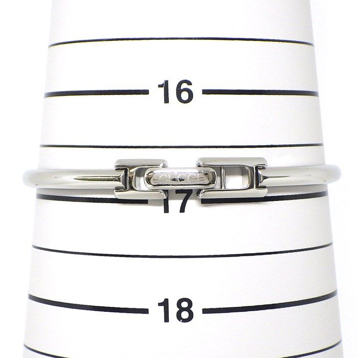 GUCCI 1900L Square Bangle Watch with Silver Sunray Dial