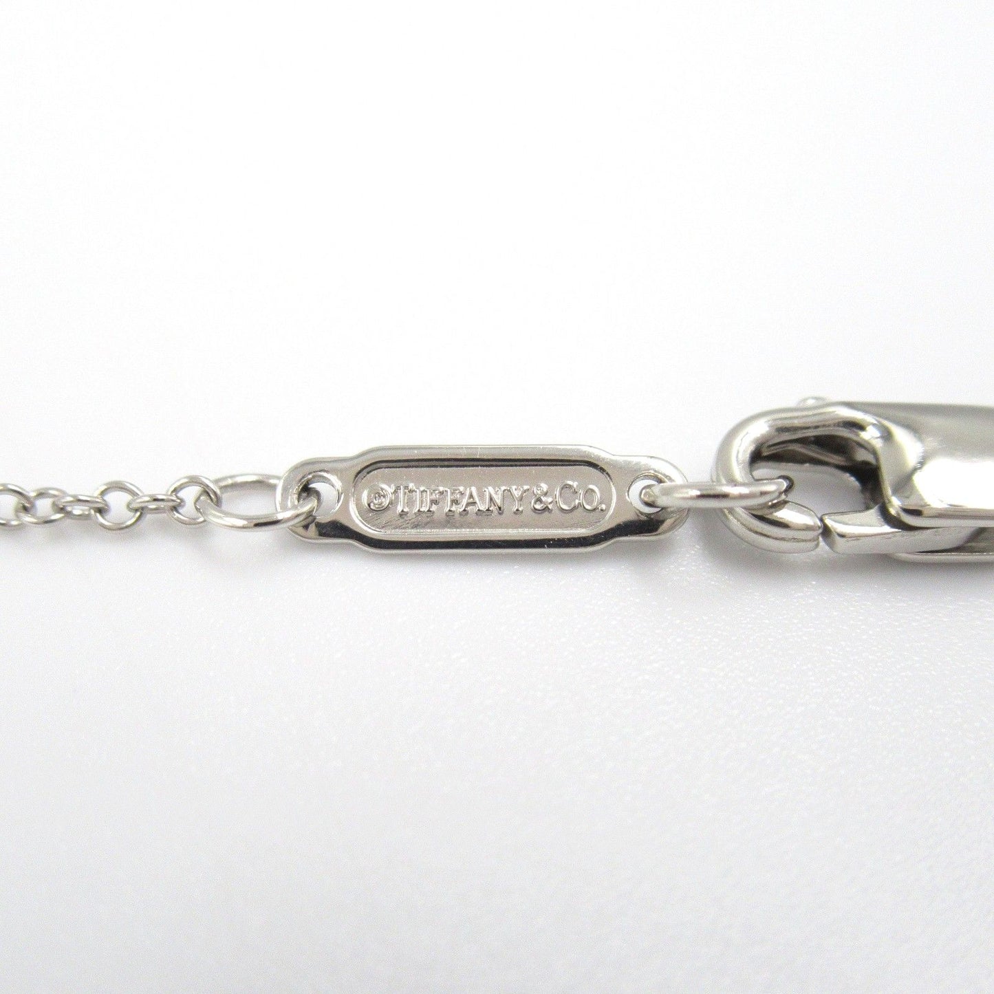 TIFFANY & CO. Cobblestone Diamond Necklace in Platinum