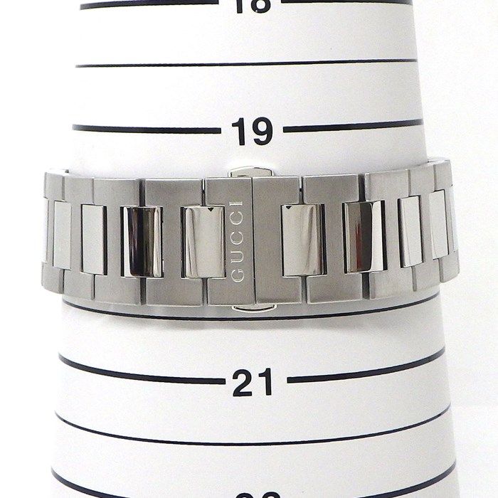 GUCCI GG2570 Men's Watch - Navy Dial, Stainless Steel, Date Function