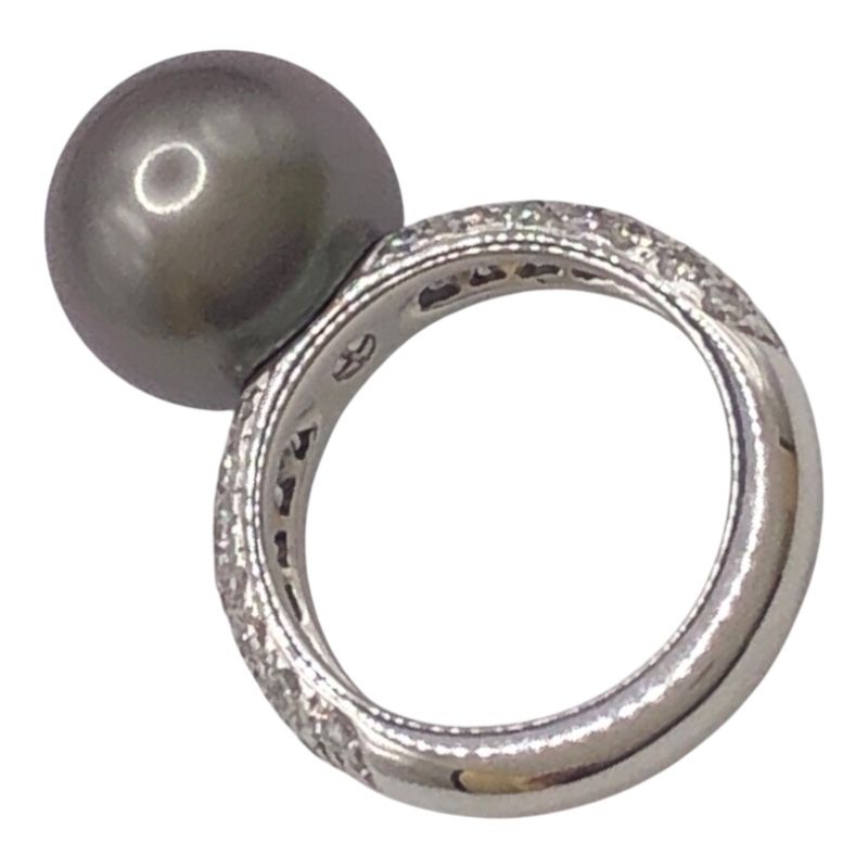 Cartier Soap Pretty Ring in K18 White Gold with Diamonds