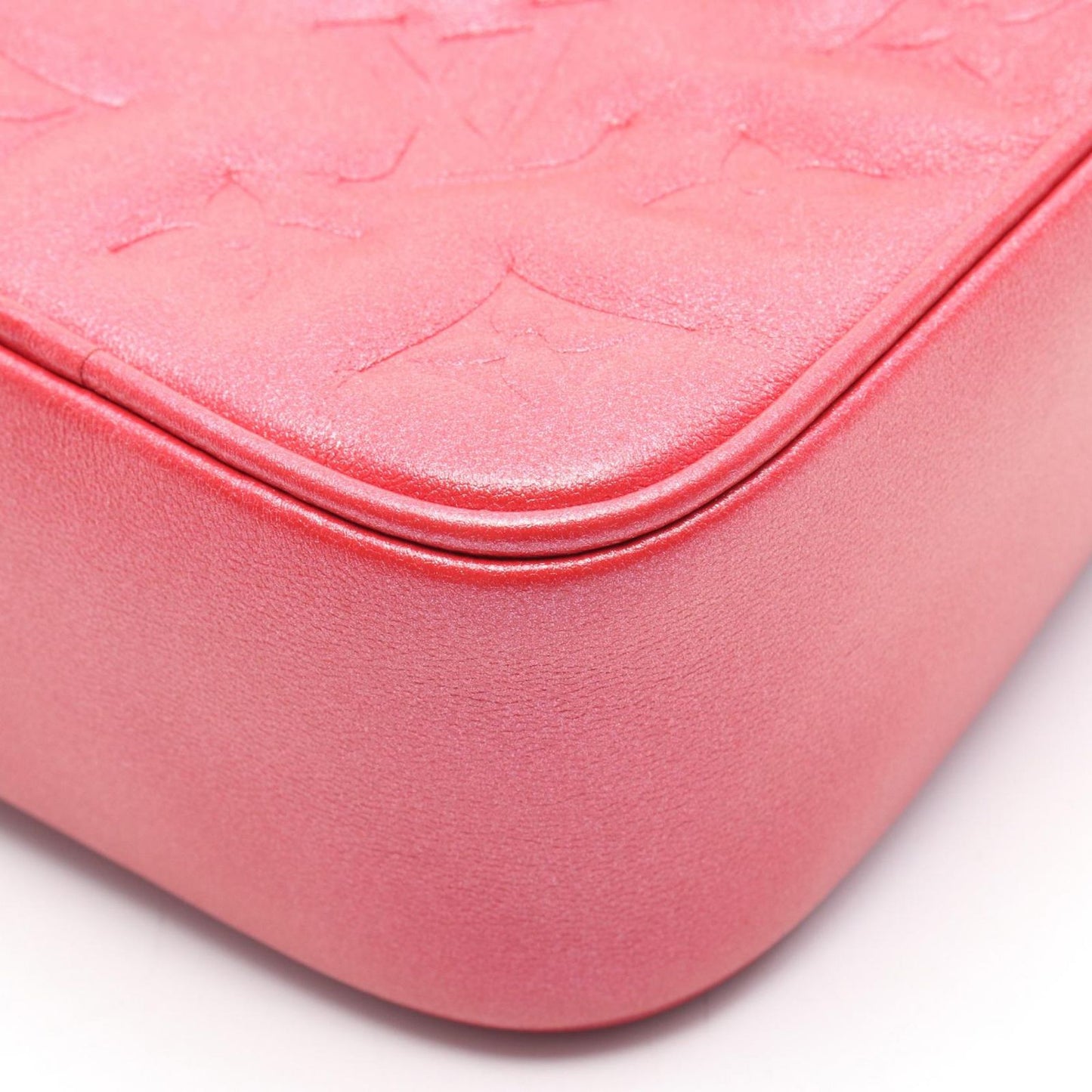 Louis Vuitton Heart on Chain Shoulder Bag - Fall in Love Collection