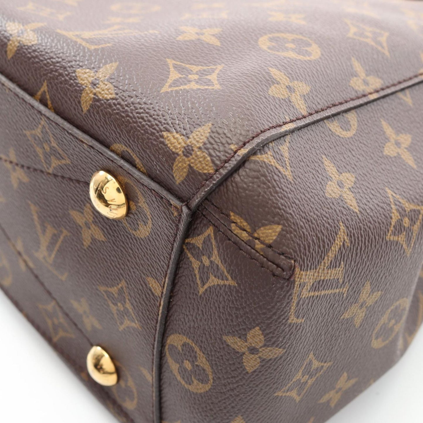 Louis Vuitton Monogram Montaigne MM Handbag - Timeless Elegance