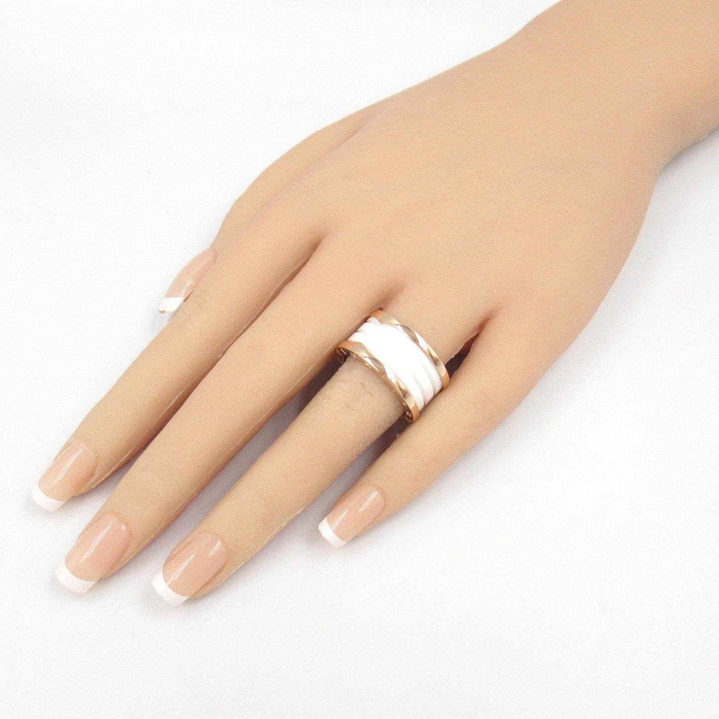 BVLGARI B-zero1 Ring in K18PG and Ceramic - Timeless Elegance