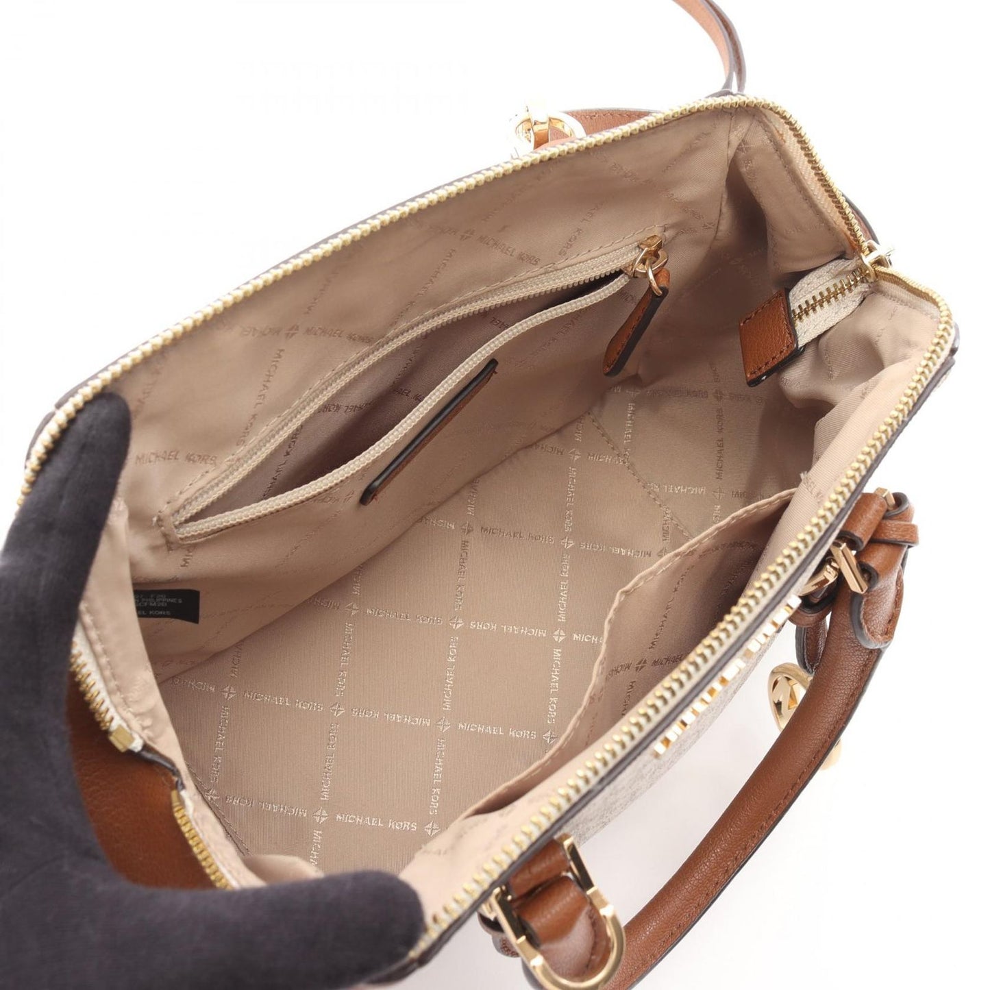 Michael Kors Charlotte MD Messenger Handbag - White/Brown