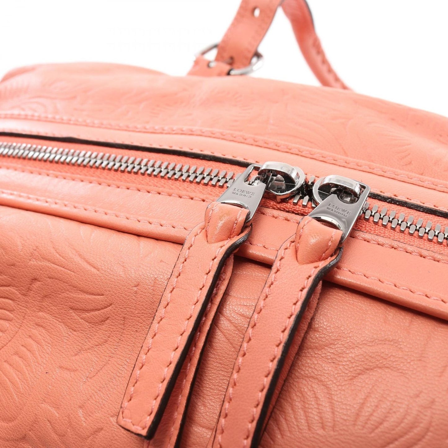LOEWE Anagram Pink Leather Tote Bag - Exquisite Craftsmanship