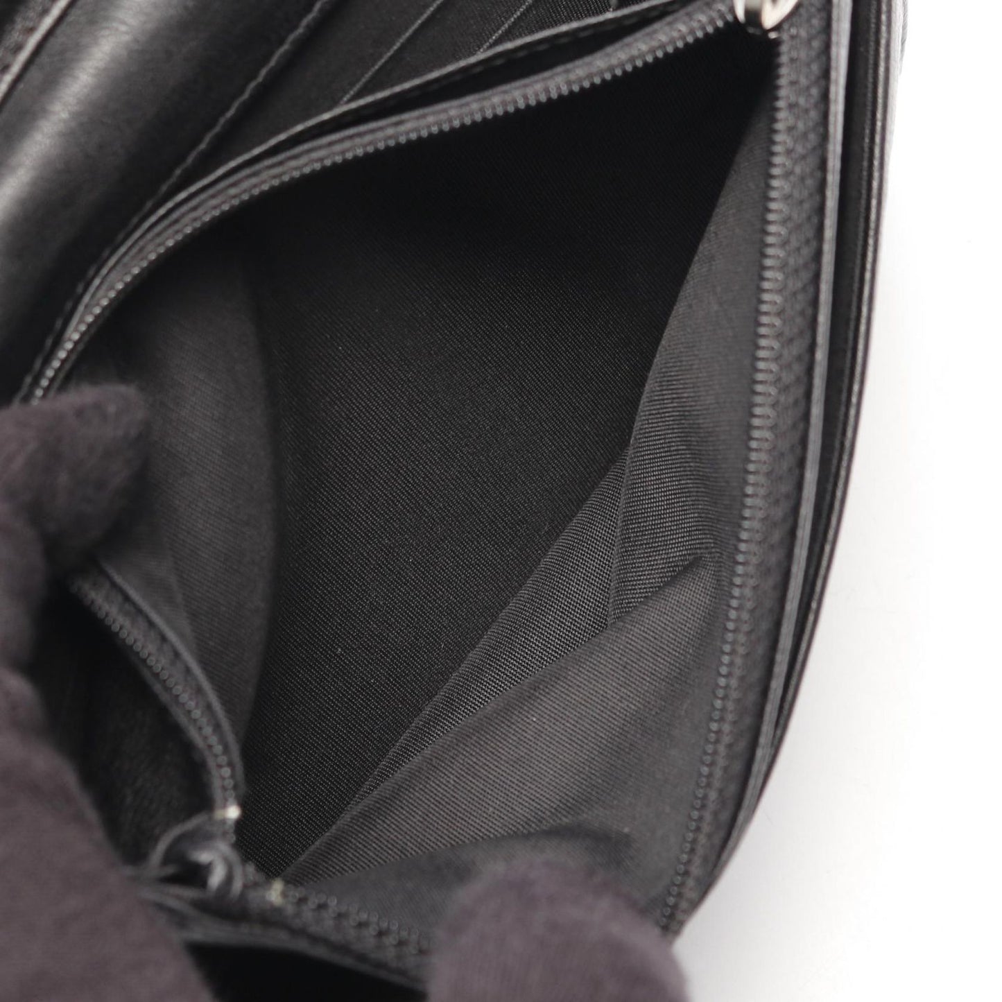 CHANEL Boy Chanel Matelassé Shoulder Bag - Timeless Elegance