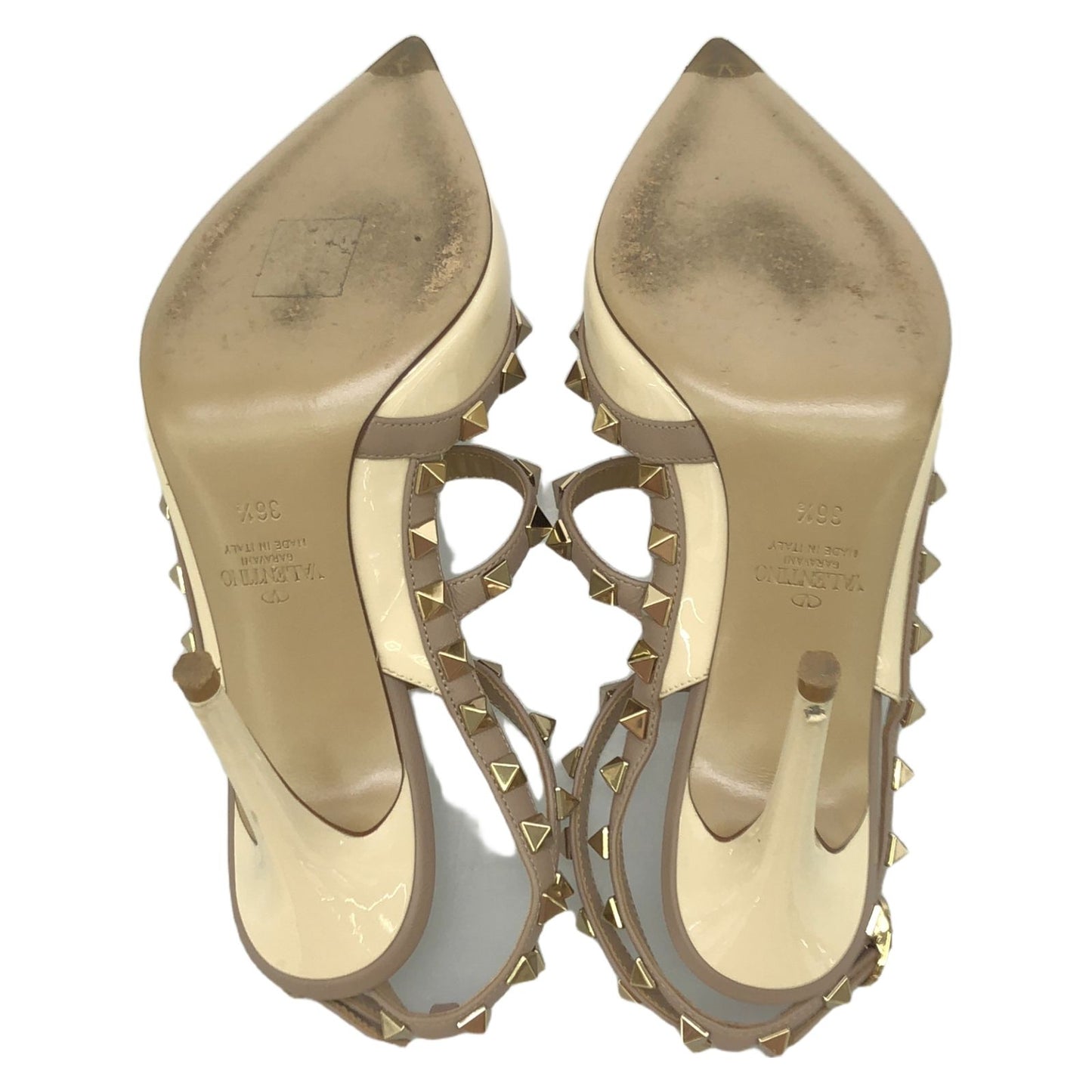 Valentino Garavani Beige Pumps - Timeless Elegance