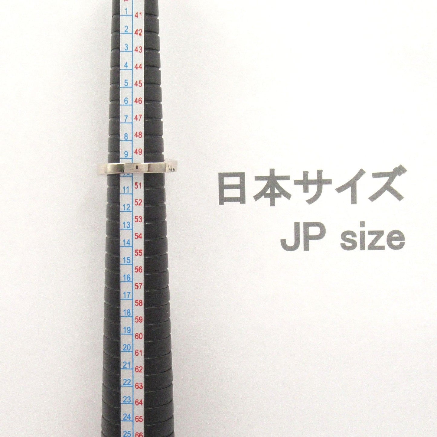 CARTIER Menotte Ring in K18 White Gold - Timeless Elegance