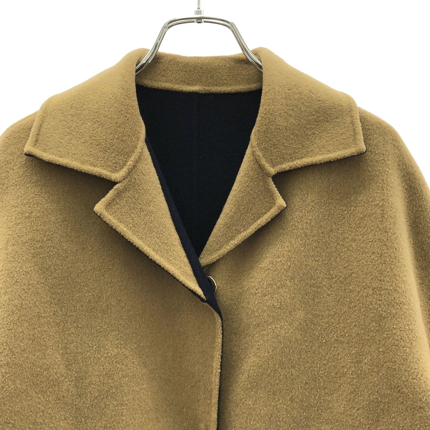 WEEK END Max Mara Beige Wool Coat - Timeless Elegance