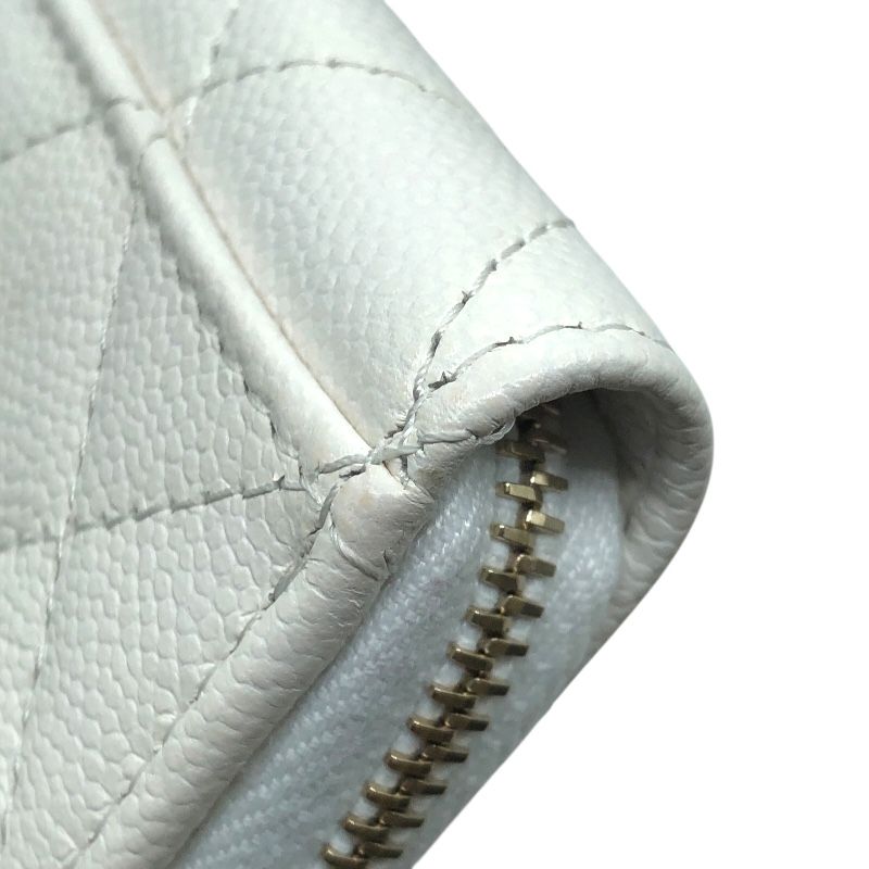CHANEL Zippy Coin Purse AP3179 in White Caviar with Gold Hardware
