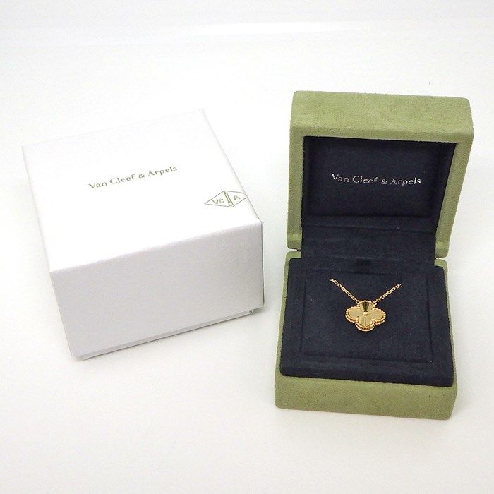 Van Cleef & Arpels Vintage Alhambra Necklace in K18 Yellow Gold