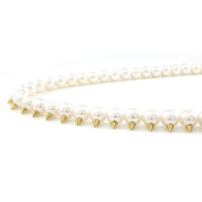 TASAKI Long Necklace in 18K Yellow Gold with Akoya Pearls