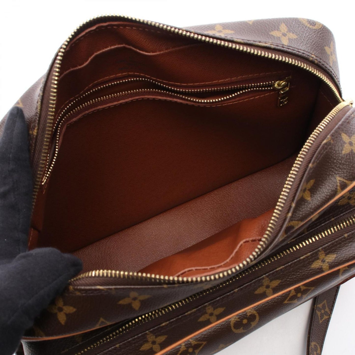 Louis Vuitton Nile Monogram Shoulder Bag - Timeless Elegance