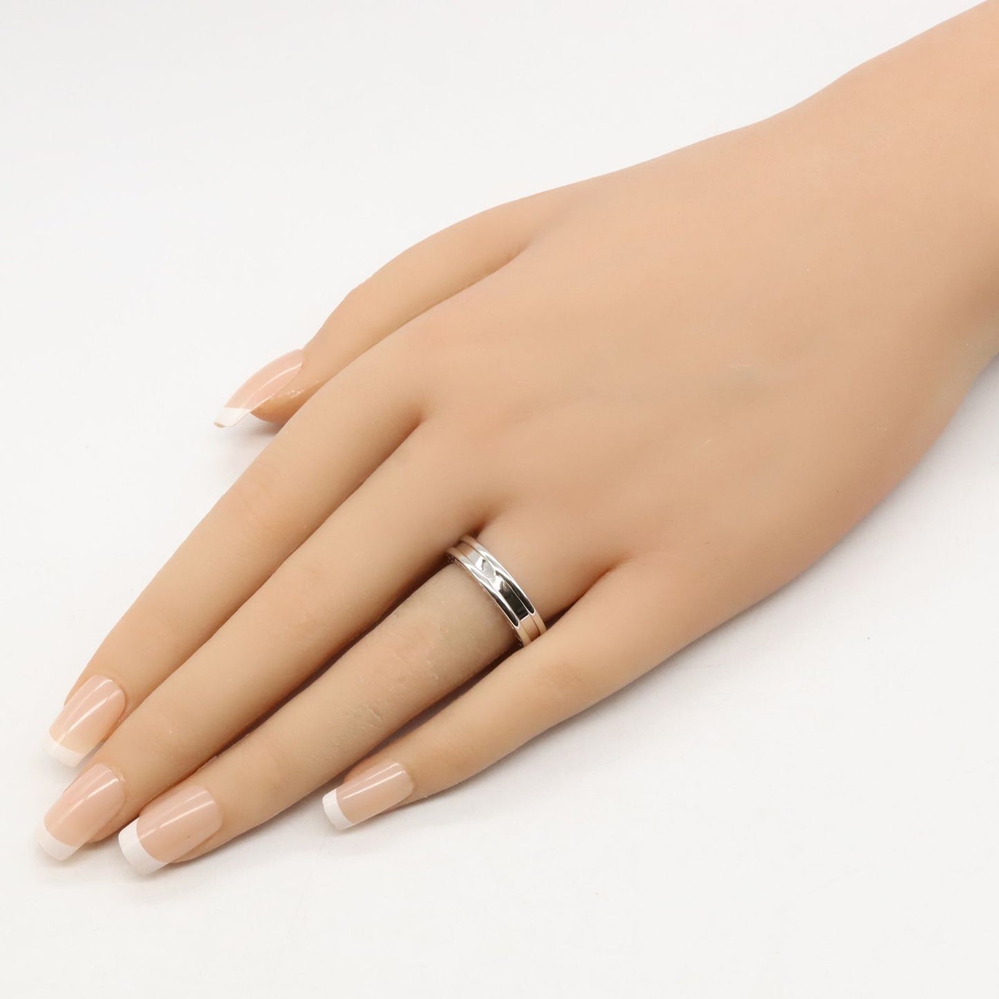 BVLGARI B-zero1 Ring in K18 White Gold - Unisex Elegance