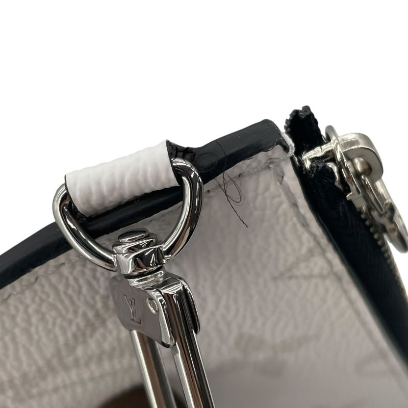 Louis Vuitton Gaston Wearable Wallet M30935 - White Taiga Leather