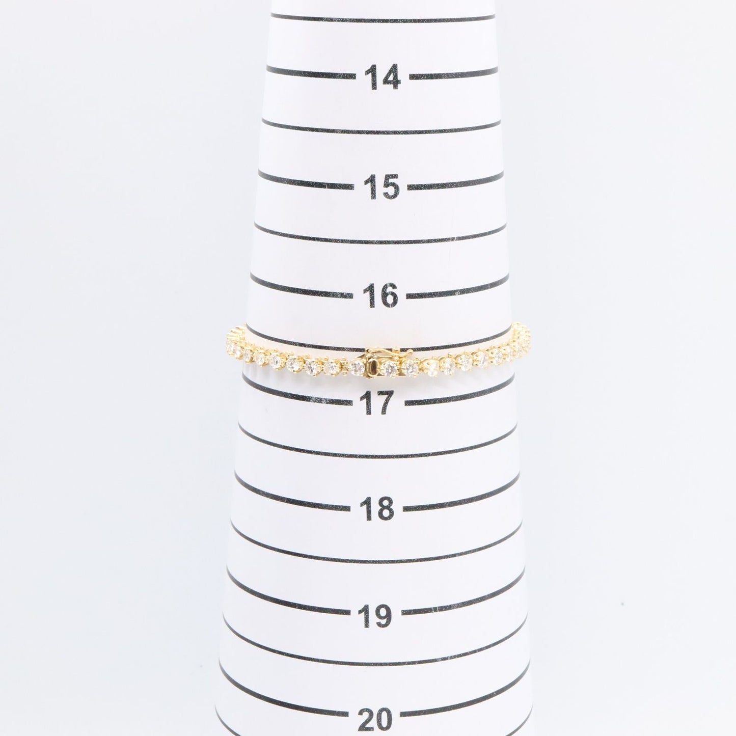 Exquisite K18 Yellow Gold Diamond Bracelet - 3.08ct Luxury