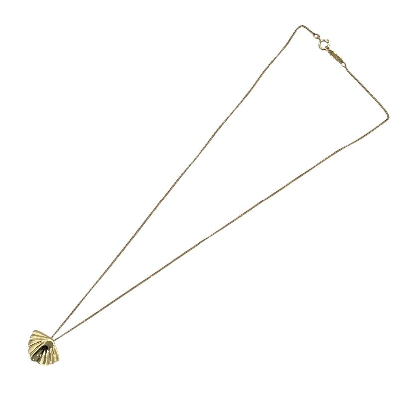 Tiffany & Co. K18YG Shell Necklace - Exquisite Yellow Gold Elegance