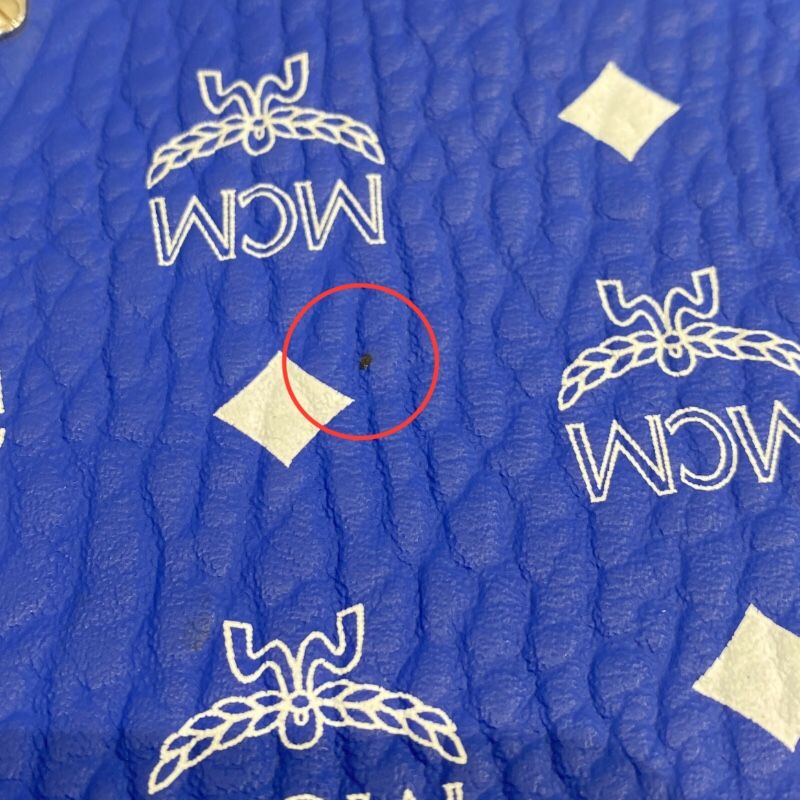 MCM Blue Leather Clutch Bag for Men - Exquisite Craftsmanship