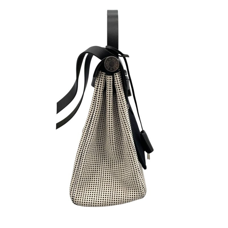 HERMES Émile Bag Zip PM Z刻 Black with Silver Hardware