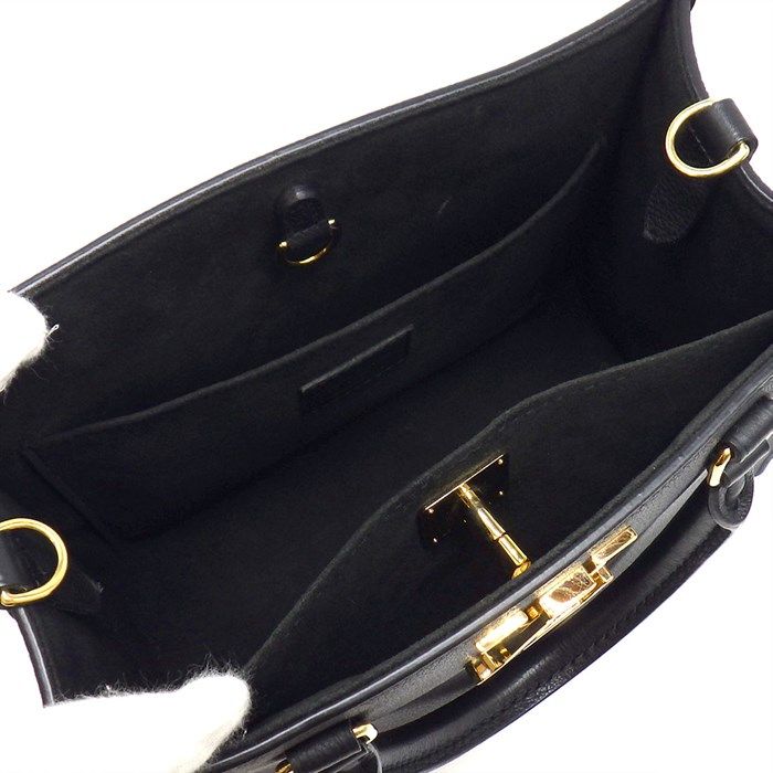 Louis Vuitton Lock & Go Lockme Handbag in Noir - Exquisite Craftsmanship