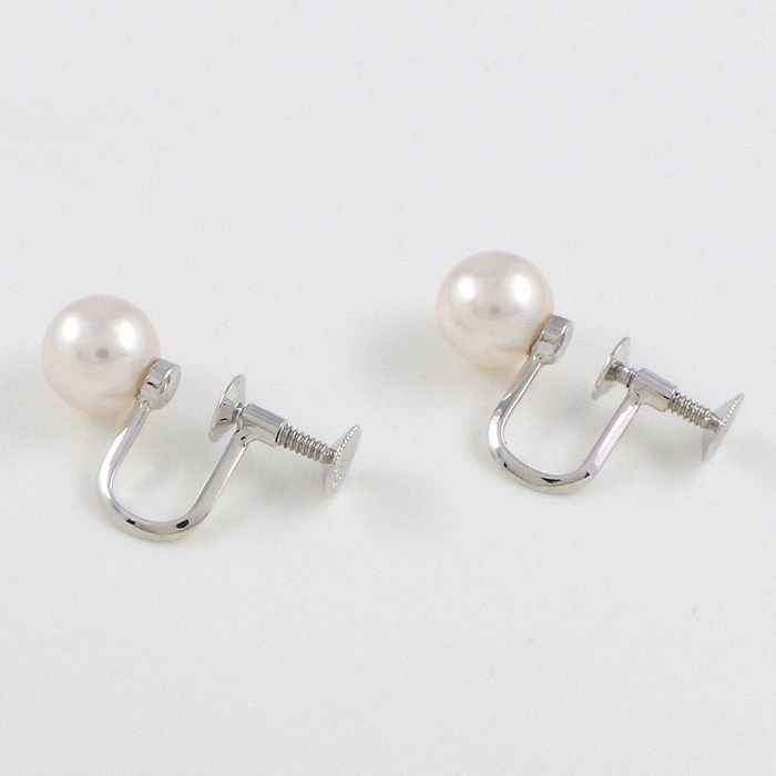 TASAKI Akoya Pearl Necklace & Earring Set - Exquisite Craftsmanship