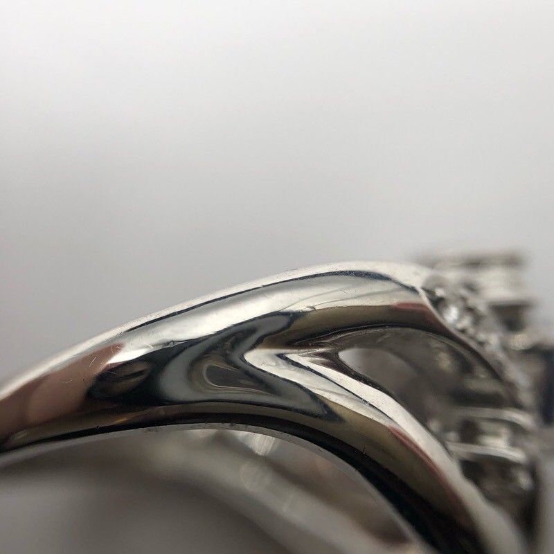 TASAKI Platinum Ring with Sapphire and Diamond - Exquisite Craftsmanship