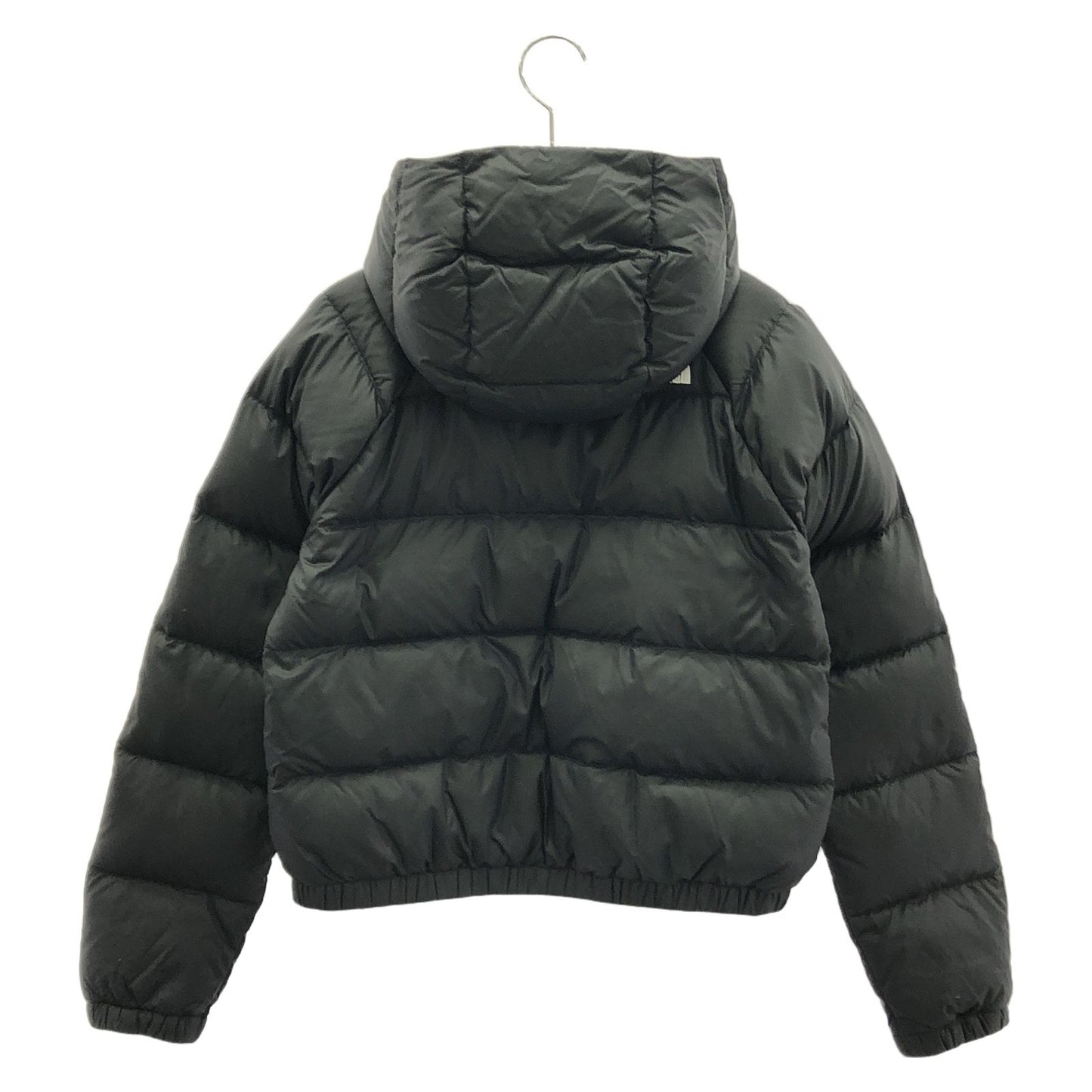 THE NORTH FACE Women's Black Down Jacket - Timeless Elegance