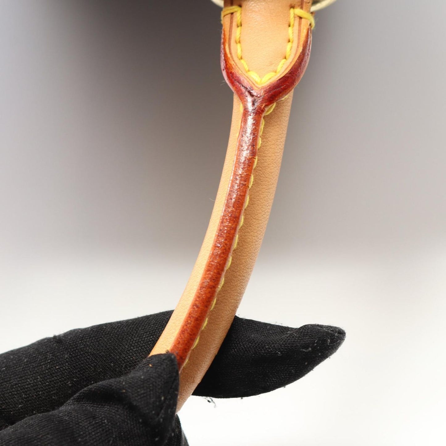 Louis Vuitton Lockit PM Handbag - Timeless Elegance in Brown