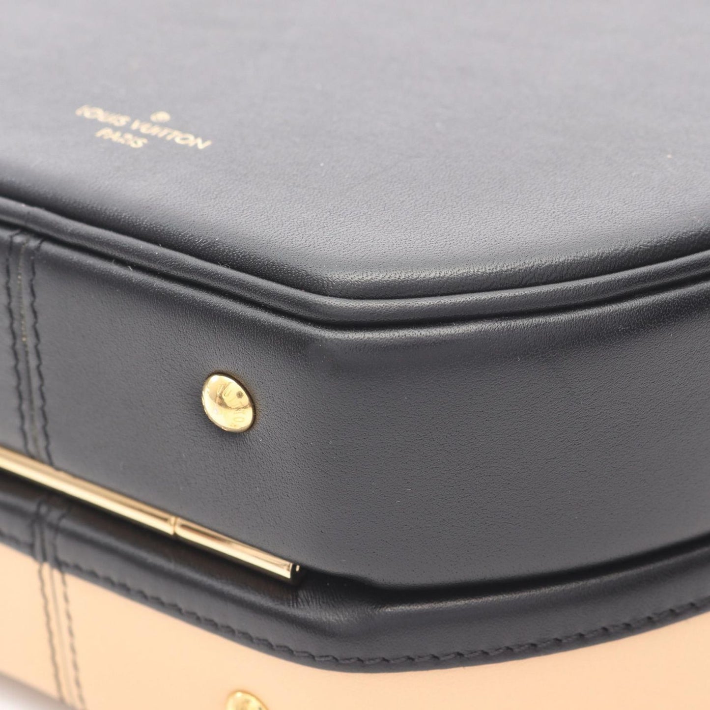 Louis Vuitton Petite Boite Chapeau Handbag - Black/Beige Leather