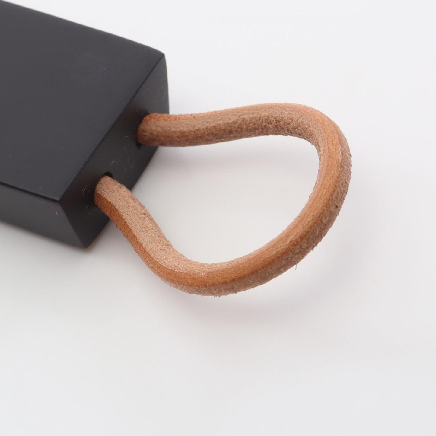 HERMES Leather & Wood Shoe Horn - Unused Luxury Accessory