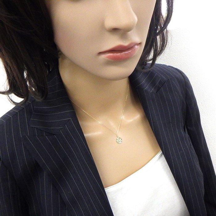 K10YG Round Circle Initial Necklace - Elegant Personalization