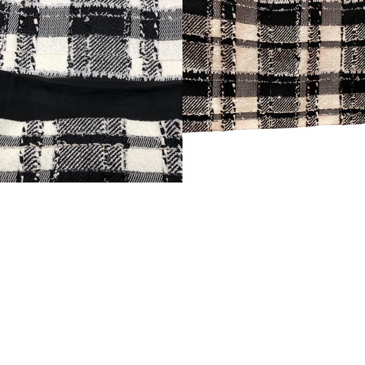 CHANEL Black Tweed Sleeveless Dress with Check Pattern - P74449