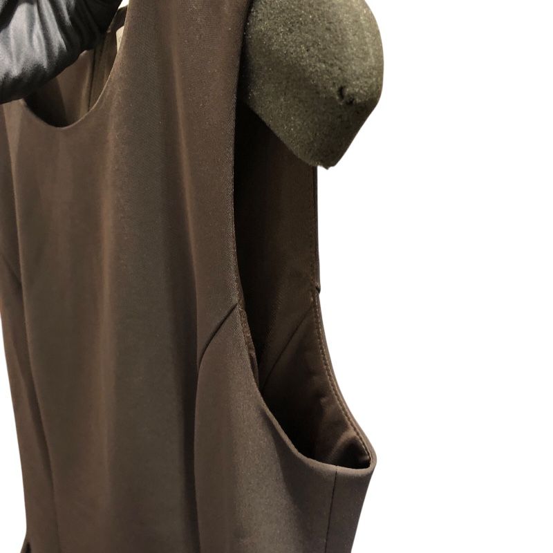 FOXEY NEW YORK Classic Sleeveless Dress in Brown - Timeless Elegance