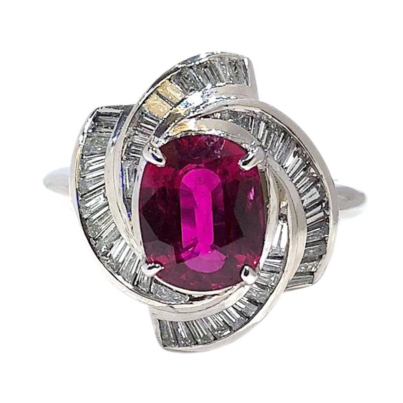 TASAKI Platinum 900 Ruby and Diamond Ring - Exquisite Craftsmanship