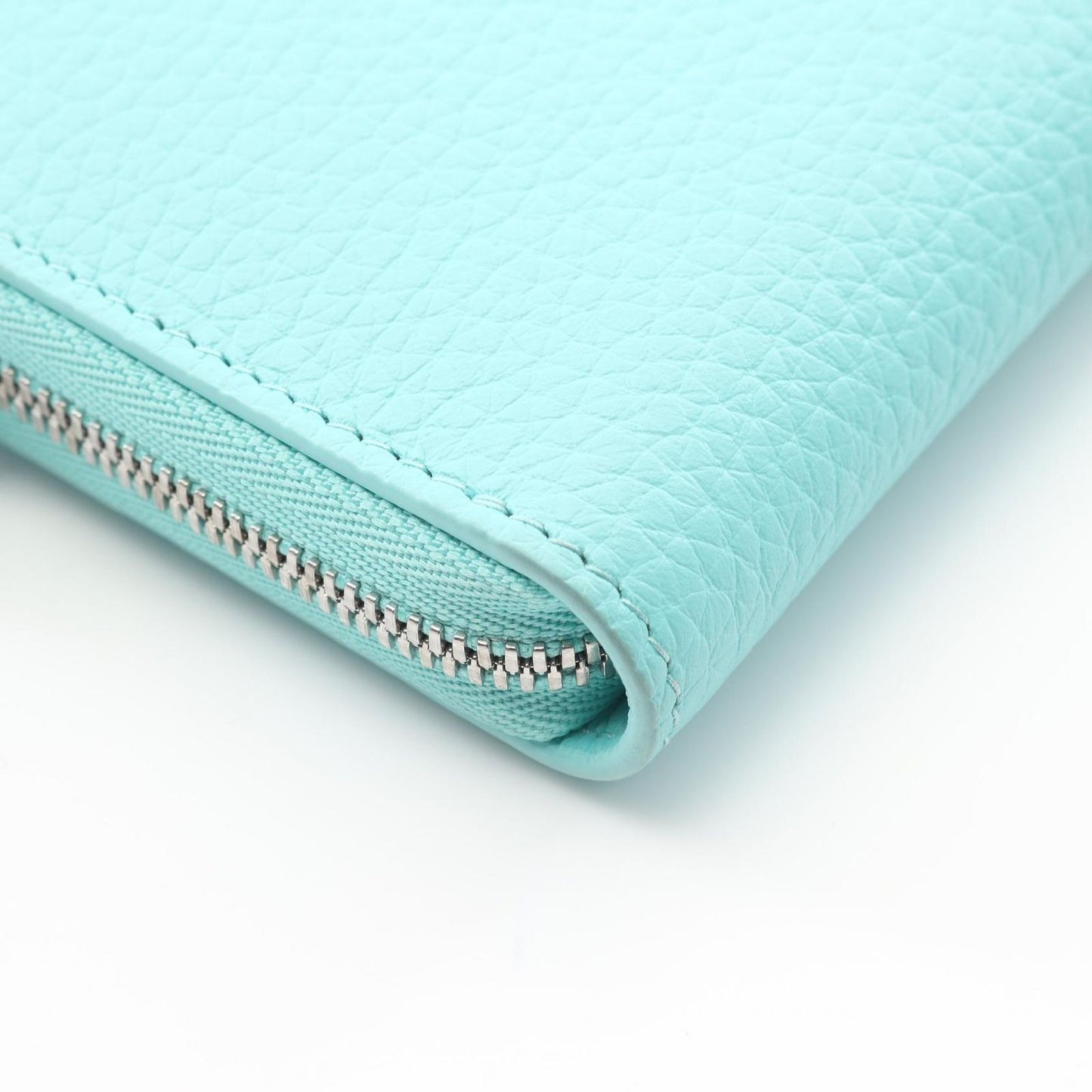 TIFFANY & CO. Return to Tiffany Round Long Wallet in Tiffany Blue