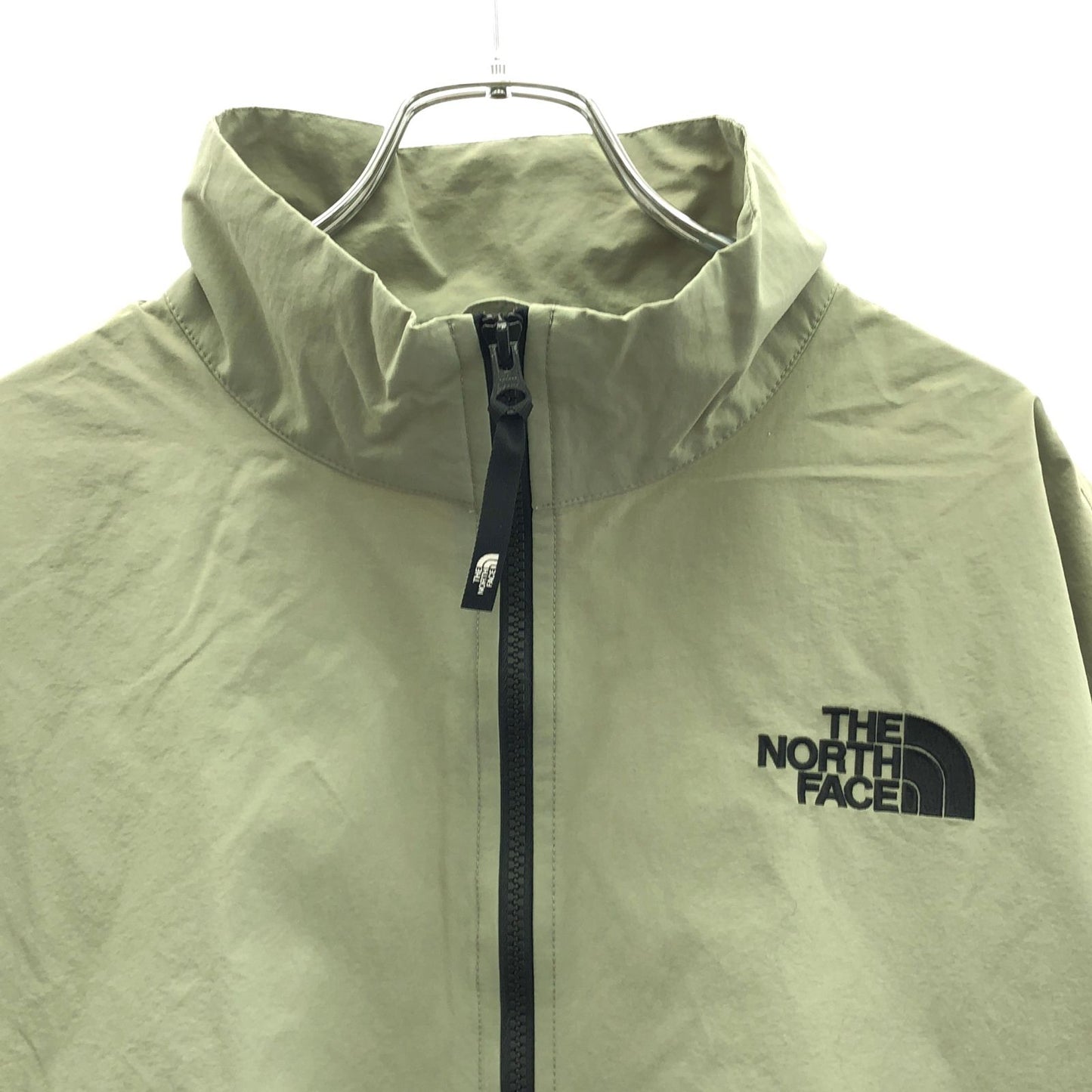 THE NORTH FACE Women's Nylon Jacket in Gray Green - Size XL