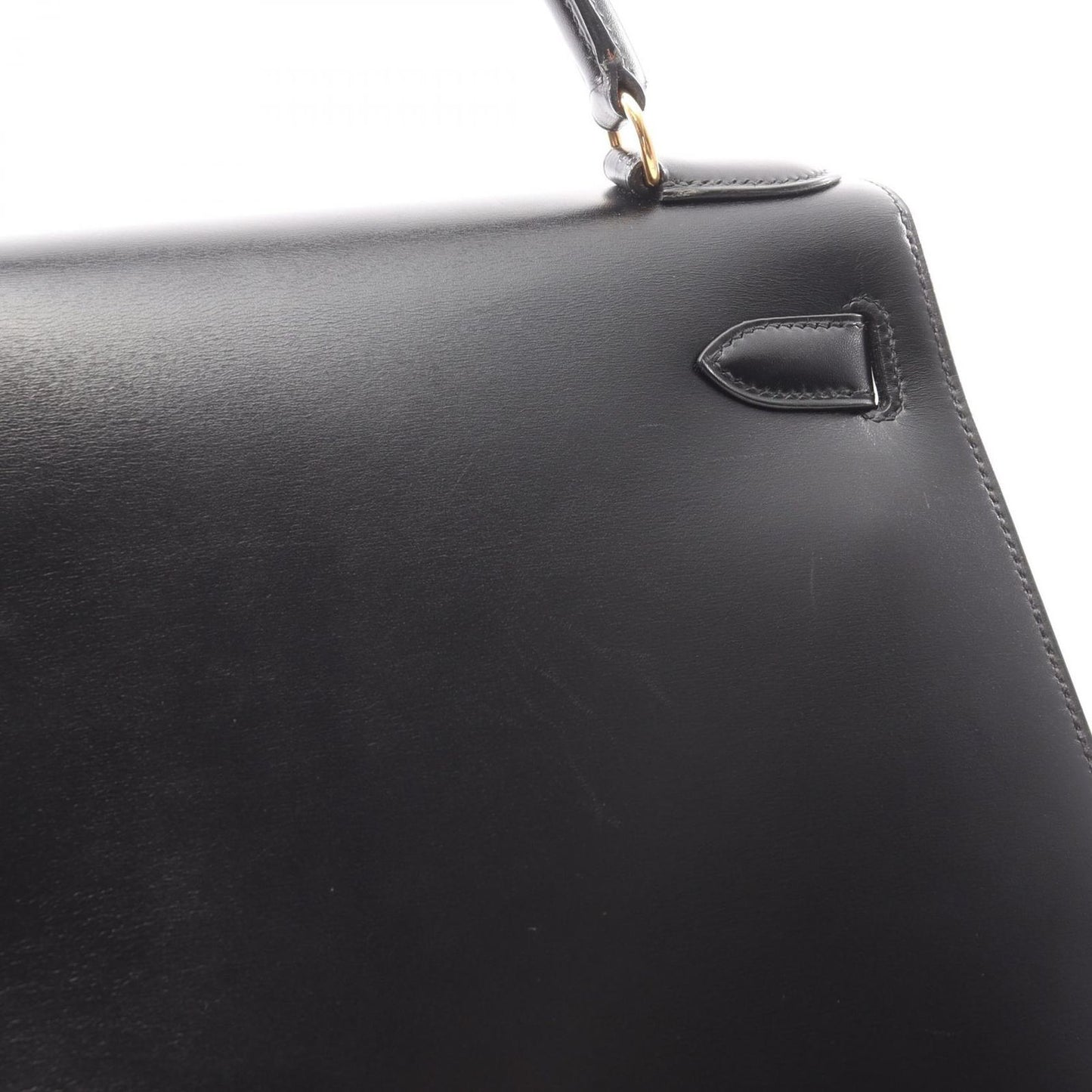 HERMES Kelly 28 Handbag in Black Box Calf - Timeless Elegance