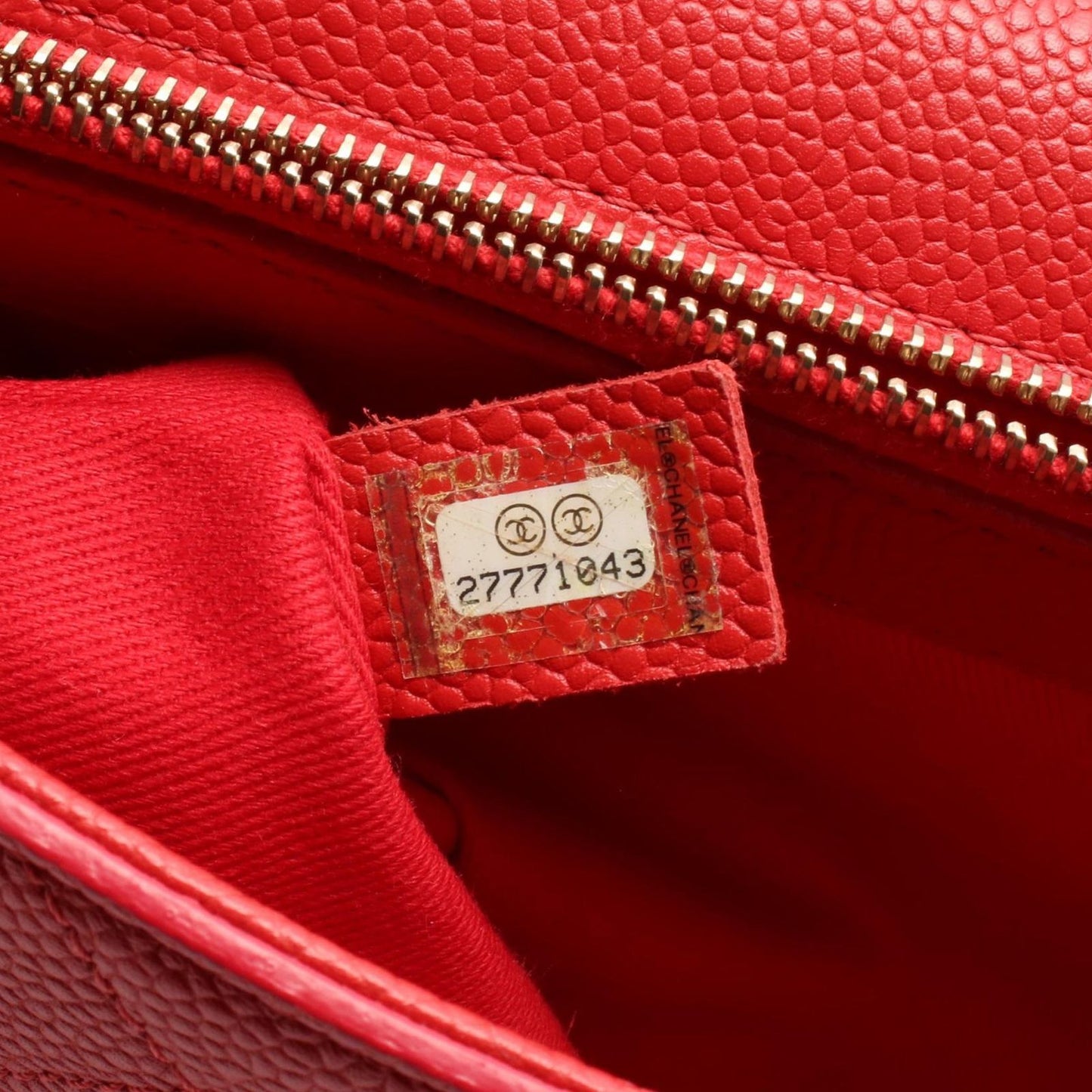 CHANEL Matelassé Top Handle Shoulder Bag in Red Caviar Leather