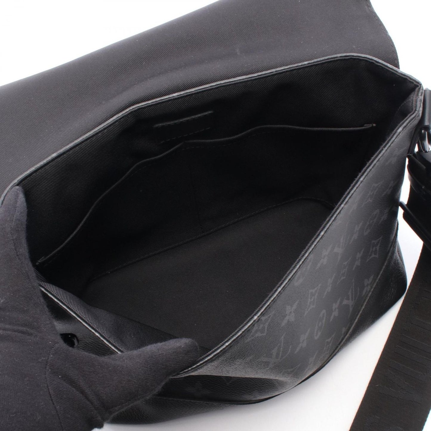 Louis Vuitton Soufflot Messenger Bag - Timeless Elegance