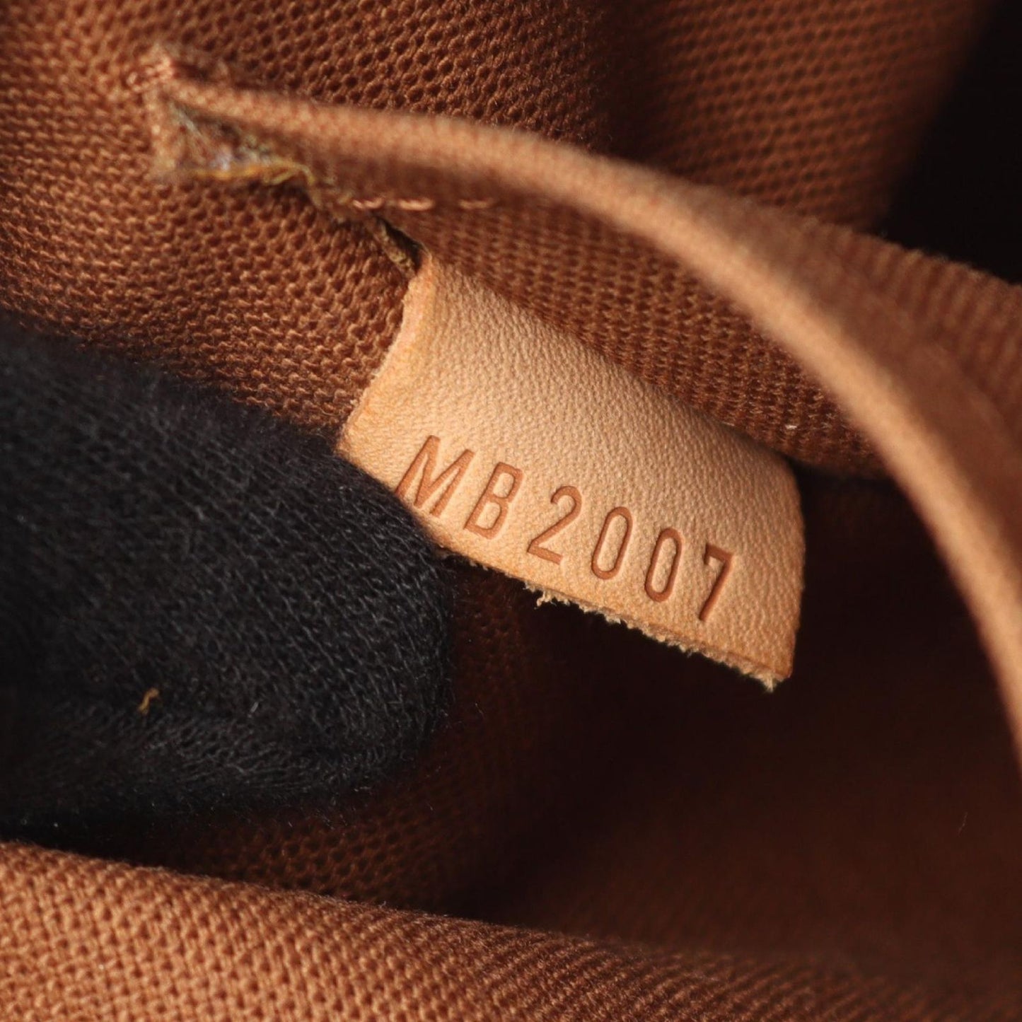 Louis Vuitton Tulum GM Shoulder Bag - Timeless Elegance