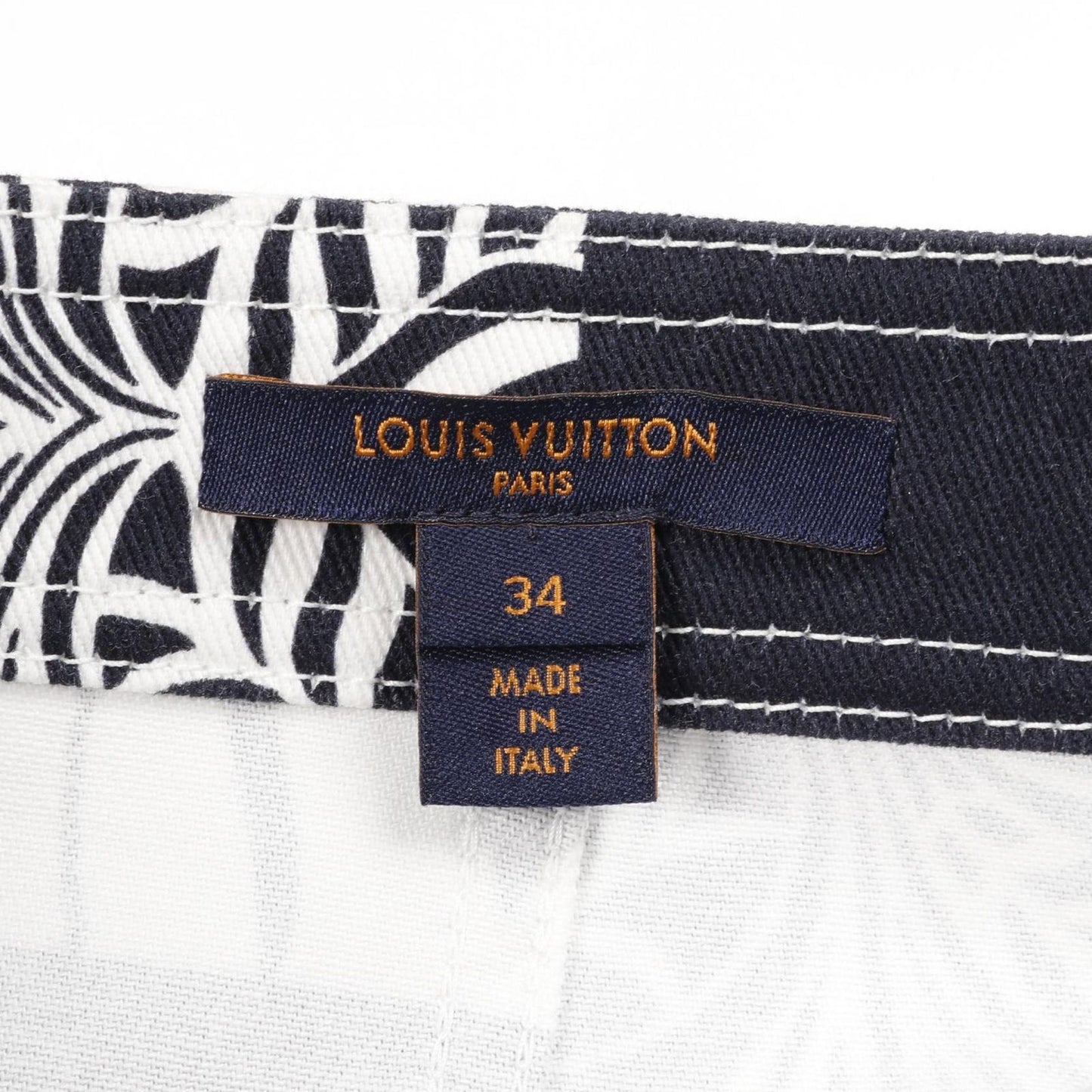 Louis Vuitton Monogram Blazon Skirt - Exquisite Cotton Elegance