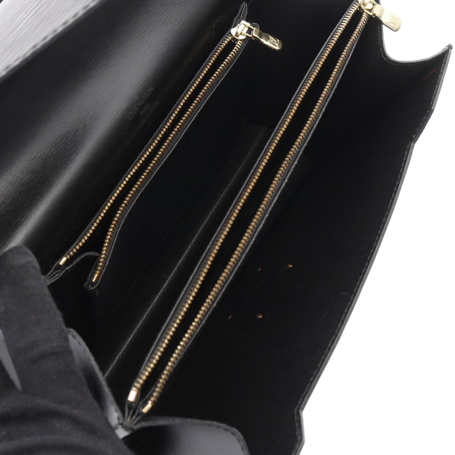 Louis Vuitton Concorde Epi Noir Handbag - Timeless Elegance