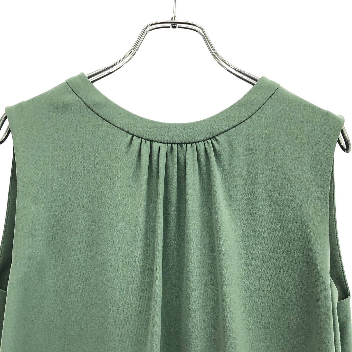 FOXEY NEW YORK Light Green Sleeveless Dress - Elegant Sophistication
