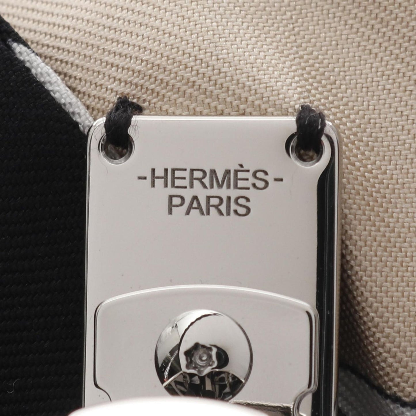 HERMES Ex-Libris Grunel Barrette - Timeless Elegance