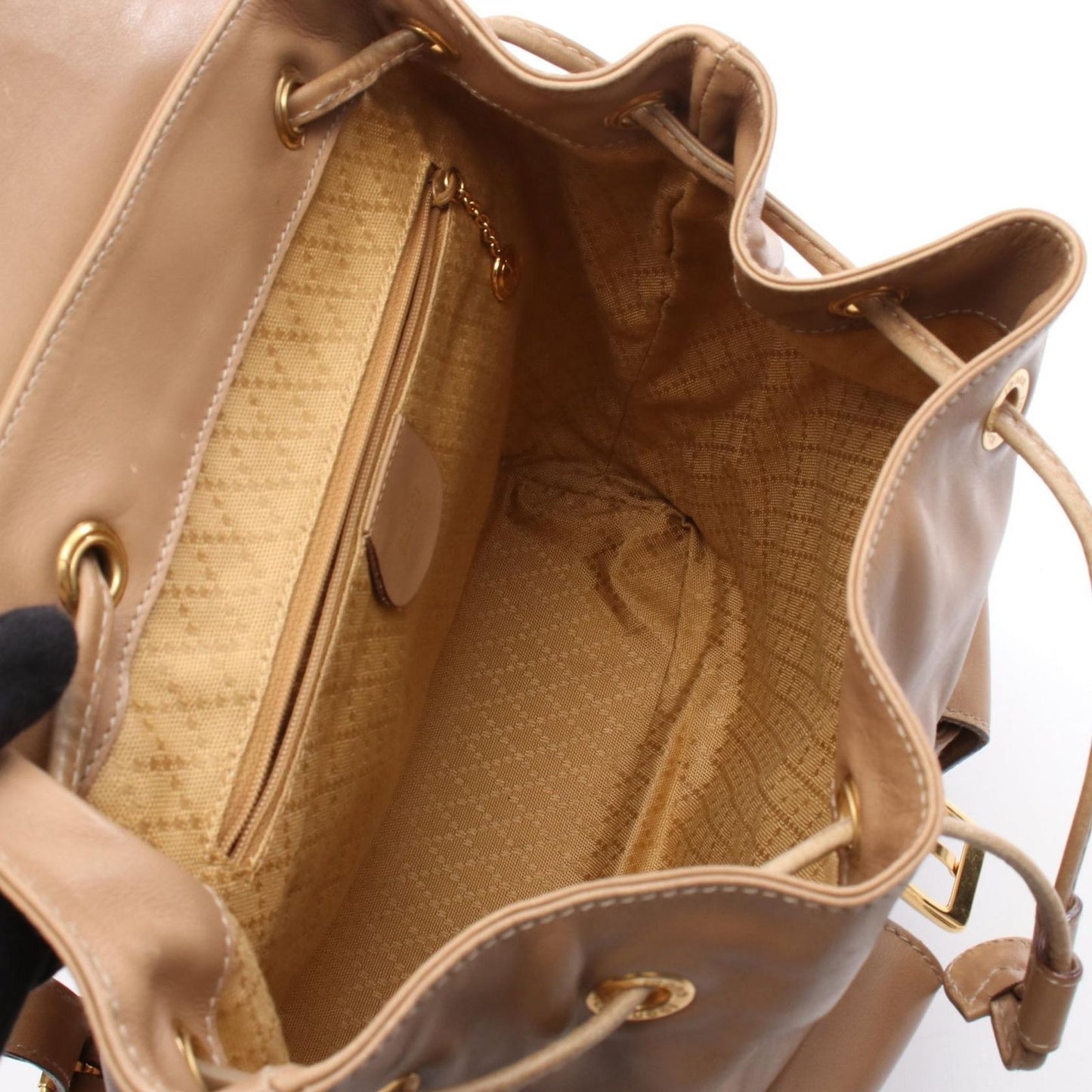 GUCCI Bamboo Backpack in Beige Leather - Timeless Elegance