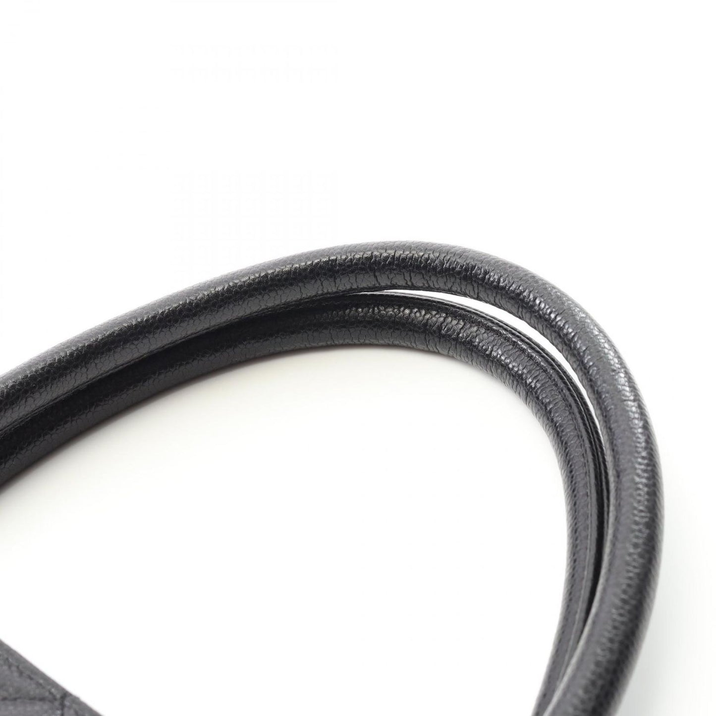 CHANEL Reissue Tote Bag A01804 in Black Leather - Timeless Elegance