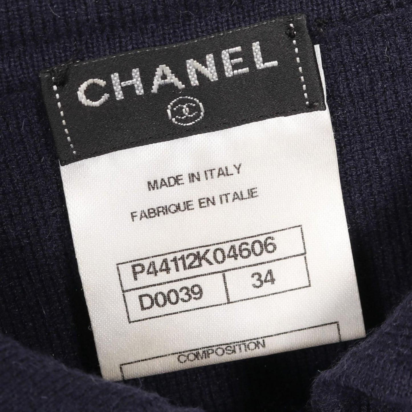 CHANEL Navy Wool Cardigan - Exquisite Craftsmanship